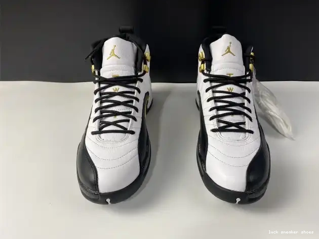 Reps LUCY Royalty Air CT8013-170 Jordan 12 0616